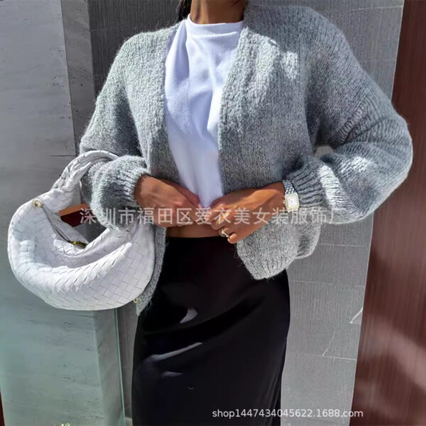 2024 Autumn And Winter Women's Casual Solid Color Cardigan Knitted Sweater Jacket 4 Colors